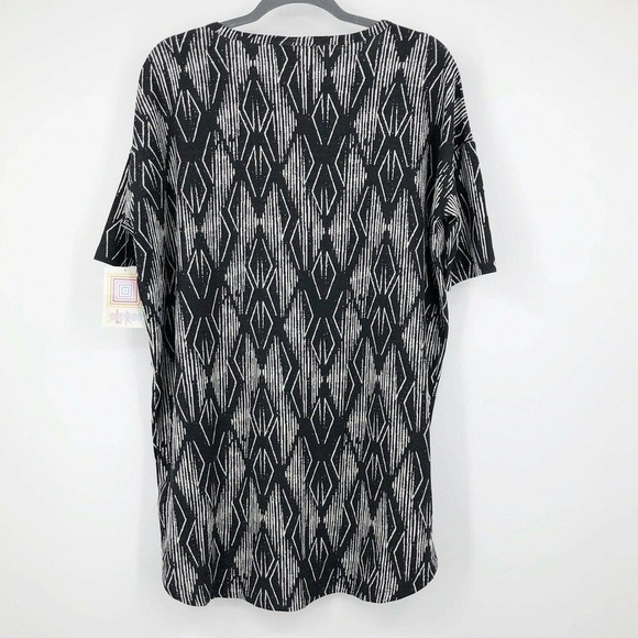 Lularoe Irma Top Black & White Ikat Print Size XS High Low Tunic Half Sleeve NWT - Picture 11 of 12